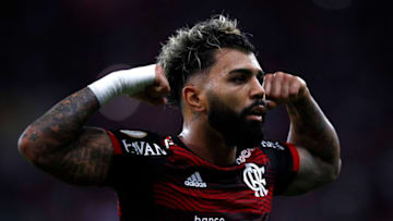 RIO DE JANEIRO, BRAZIL - JUNE 15: Gabriel Barbosa of Flamengo celebrates after scoring the second goal of his team during a match between Flamengo and Cuiaba as part of Brasileirao 2022 at Maracana Stadium on June 15, 2022 in Rio de Janeiro, Brazil. (Photo by Buda Mendes/Getty Images)