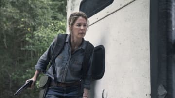 Jenna Elfman as Naomi - Fear the Walking Dead _ Season 4, Episode 12 - Photo Credit: Ryan Green/AMC