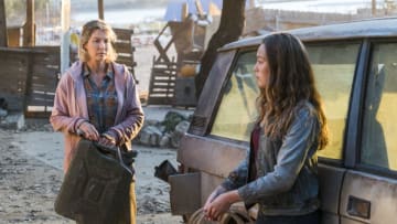 Jenna Elfman as Naomi, Alycia Debnam-Carey as Alicia Clark - Fear the Walking Dead _ Season 4, Episode 4 - Photo Credit: Richard Foreman, Jr/AMC