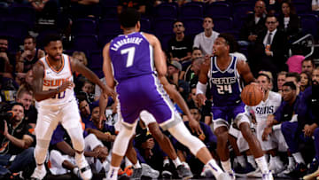 PHOENIX, AZ - OCTOBER 1: Buddy Hield #24 of the Sacramento Kings handles the ball against the Phoenix Suns during a pre-season game on October 1, 2018 at Talking Stick Resort Arena in Phoenix, Arizona. NOTE TO USER: User expressly acknowledges and agrees that, by downloading and or using this photograph, user is consenting to the terms and conditions of the Getty Images License Agreement. Mandatory Copyright Notice: Copyright 2018 NBAE (Photo by Michael Gonzales/NBAE via Getty Images)