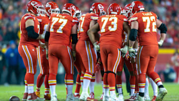 Kansas City Chiefs huddle (Photo by William Purnell/Icon Sportswire via Getty Images)