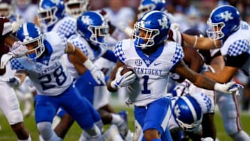 STARKVILLE, MS - OCTOBER 21: Lynn Bowden Jr.