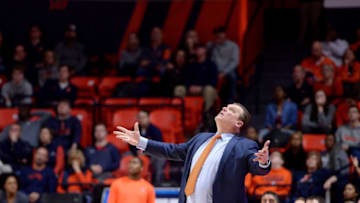 CHAMPAIGN, IL - FEBRUARY 09: Illinois Fighting Illini Head Coach Brad Underwood looks up at the scoreboard to check out a replay during the Big Ten Conference college basketball game between the Rutgers Scarlet Knights and the Illinois Fighting Illini on February 9, 2019, at the State Farm Center in Champaign, Illinois.(Photo by Michael Allio/Icon Sportswire via Getty Images)