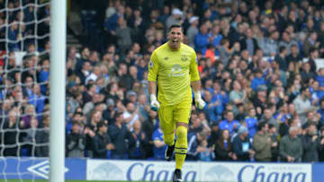 LIVERPOOL, ENGLAND - APRIL 09: Joel Robles of Everton celebrates after Tom Davies of Everton scores to make it 1-0 the Premier League match between Everton and Leicester City at Goodison Park on April 09, 2017 in Liverpool, England. (Photo by Plumb Images/Leicester City FC via Getty Images)
