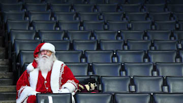 Santa Claus, OKC Thunder Photo by Brian Rothmuller/Icon Sportswire via Getty Images)