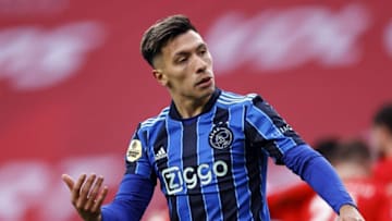 EINDHOVEN - Lisandro Martinez of Ajax during the Dutch Eredivisie match between PSV Eindhoven and Ajax Amsterdam at Phillips Stadium on January 23, 2022 in Eindhoven, Netherlands. ANP MAURICE VAN STEEN (Photo by ANP via Getty Images)