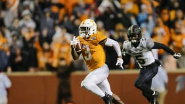 KNOXVILLE, TENNESSEE - NOVEMBER 30: Eric Gray #3 of the Tennessee Volunteers runs a ninety-four yard touchdown against the Vanderbilt Commodores during the second quarter at Neyland Stadium on November 30, 2019 in Knoxville, Tennessee. (Photo by Silas Walker/Getty Images)