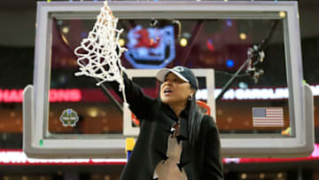 Head coach Dawn Staley of the South Carolina Gamecocks. (Photo by Ron Jenkins/Getty Images)