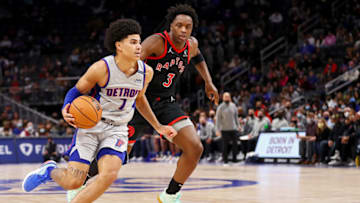 Killian Hayes #7 of the Detroit Pistons dribbles past OG Anunoby #3 of the Toronto Raptors (Photo by Mike Mulholland/Getty Images)