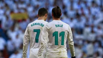 MADRID, SPAIN - JANUARY 21: Cristiano Ronaldo (L) of Real Madrid CF and his teammate Gareth Bale (R) in action during the La Liga match between Real Madrid CF and Deportivo La Coruna at Estadio Santiago Bernabeu on January 21, 2018 in Madrid, Spain. (Photo by Gonzalo Arroyo Moreno/Getty Images)