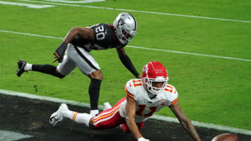 Kansas City Chiefs wide receiver Demarcus Robinson (11) misses catching a pass against - Mandatory Credit: Kirby Lee-USA TODAY Sports