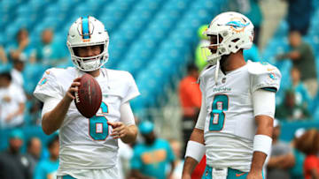 MIAMI GARDENS, FL - OCTOBER 22: Jay Cutler