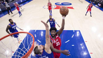 PHILADELPHIA, PA - FEBRUARY 11: Joel Embiid #21 of the Philadelphia 76ers shoots the ball against Ivica Zubac #40 of the Los Angeles Clippers in the second quarter at the Wells Fargo Center on February 11, 2020 in Philadelphia, Pennsylvania. The 76ers defeated the Clippers 110-103. NOTE TO USER: User expressly acknowledges and agrees that, by downloading and/or using this photograph, user is consenting to the terms and conditions of the Getty Images License Agreement. (Photo by Mitchell Leff/Getty Images)