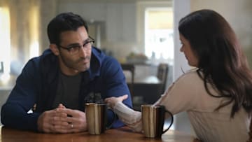 Superman & Lois -- "The Thing in The Mines" -- Image Number: SML203a_0026r.jpg -- Pictured (L-R): Tyler Hoechlin as Clark Kent and Bitsie Tulloch as Lois Lane -- Photo: Bettina Strauss/The CW -- (C) 2022 The CW Network, LLC. All Rights Reserved