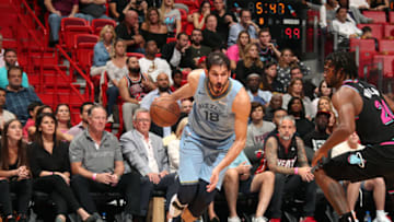 Omri Casspi Memphis Grizzlies (Photo by Issac Baldizon/NBAE via Getty Images)