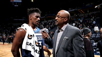 MINNEAPOLIS, MN - OCTOBER 29: Jimmy Butler #23 of the Minnesota Timberwolves talks with media after the game against the Los Angeles Lakers on October 29, 2018 at Target Center in Minneapolis, Minnesota. NOTE TO USER: User expressly acknowledges and agrees that, by downloading and or using this Photograph, user is consenting to the terms and conditions of the Getty Images License Agreement. Mandatory Copyright Notice: Copyright 2018 NBAE (Photo by David Sherman/NBAE via Getty Images)