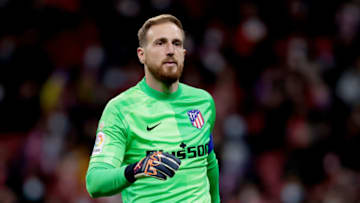 MADRID, SPAIN - FEBRUARY 16: Jan Oblak of Atletico Madrid during the La Liga Santander match between Atletico Madrid v Levante at the Estadio Wanda Metropolitano on February 16, 2022 in Madrid Spain (Photo by David S. Bustamante/Soccrates/Getty Images)
