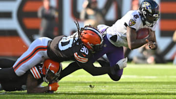 Cleveland Browns defensive end Jadeveon Clowney ( Mandatory Credit: Ken Blaze-USA TODAY Sports)