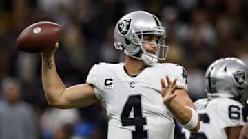 NEW ORLEANS, LOUISIANA - OCTOBER 30: Derek Carr #4 of the Las Vegas Raiders looks to pass in the first half of a game against the New Orleans Saints at Caesars Superdome on October 30, 2022 in New Orleans, Louisiana. (Photo by Sean Gardner/Getty Images)