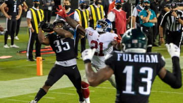 Eagles' Boston Scott (35) scores the go-ahead touchdown late in the fourth quarter against the Giants in Philadelphia, Pa. on Thursday, Oct. 22, 2020.Jl Eagles Giants 102220 07