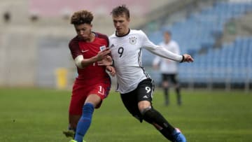 ALBUFEIRA, PORTUGAL - FEBRUARY 12: Jadon Malik Sancho (L) of England U17 challenges Jann-Fiete Arp (R) of Germany U17 during the U17 Algarve Cup Tournament Match between England U17 and Germany U17 on February 12, 2017 in Albufeira, Portugal. (Photo by Filipe Farinha/Getty Images)