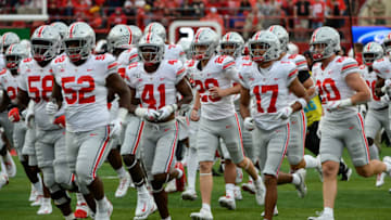LINCOLN, NE - SEPTEMBER 28: The Ohio State Buckeyes team on the field against the Nebraska Cornhuskers at Memorial Stadium on September 28, 2019 in Lincoln, Nebraska. (Photo by Steven Branscombe/Getty Images)