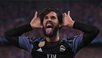 MADRID, SPAIN - MAY 10: Isco of Real Madrid celebrates scoring his team's opening goal during the UEFA Champions League Semi Final second leg match between Club Atletico de Madrid and Real Madrid CF at Vicente Calderon Stadium on May 10, 2017 in Madrid, Spain. (Photo by Laurence Griffiths/Getty Images)