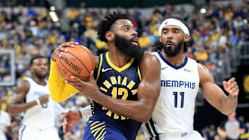 INDIANAPOLIS, IN - OCTOBER 17: Tyreke Evans #12 of the Indiana Pacers dribbles the ball during the game against the Memphis Grizzlies at Bankers Life Fieldhouse on October 17, 2018 in Indianapolis, Indiana. (Photo by Andy Lyons/Getty Images)