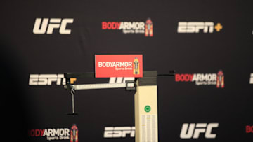 UFC scale (photo by Amy Kaplan)