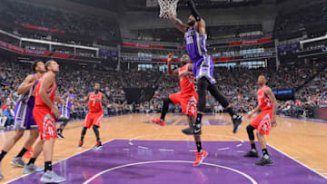 SACRAMENTO, CA - APRIL 9: Willie Cauley-Stein #00 of the Sacramento Kings dunks against the Houston Rockets on April 9, 2017 at Golden 1 Center in Sacramento, California. NOTE TO USER: User expressly acknowledges and agrees that, by downloading and or using this photograph, User is consenting to the terms and conditions of the Getty Images Agreement. Mandatory Copyright Notice: Copyright 2017 NBAE (Photo by Rocky Widner/NBAE via Getty Images)