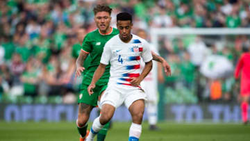 Tyler Adams of USA and Jeff Hendrick of Ireland fight for the ball during the International Friendly match between Republic of Ireland and USA at Aviva Stadium in Dublin, Ireland on June 2, 2018 (Photo by Andrew Surma/NurPhoto via Getty Images)