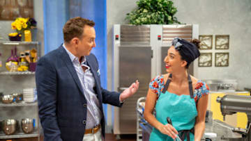 Clinton Kelly interacting with Tati, as seen on Spring Baking Championship, Season 6. photo provided by Food Network
