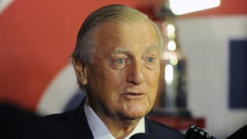MONTREAL, QC - DECEMBER 7: Montreal Canadien Dickie Moore (Photo by Richard Wolowicz/Getty Images)