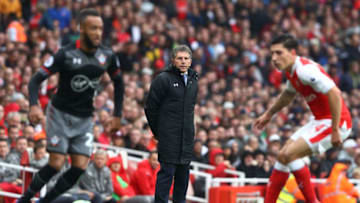 LONDON, ENGLAND - SEPTEMBER 10: Claude Puel, Manager of Southampton looks on during the Premier League match between Arsenal and Southampton at Emirates Stadium on September 10, 2016 in London, England. (Photo by Paul Gilham/Getty Images)