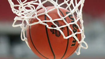GLENDALE, AZ - MARCH 31: A Final Four basketball goes through the hoop during practice ahead of the 2017 NCAA Men's Basketball Final Four at University of Phoenix Stadium on March 31, 2017 in Glendale, Arizona. (Photo by Ronald Martinez/Getty Images)