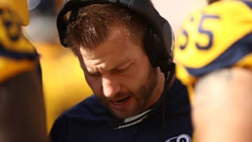 SANTA CLARA, CA - OCTOBER 21: Head coach Sean McVay of the Los Angeles Rams speaks with his team during their NFL game against the San Francisco 49ers at Levi's Stadium on October 21, 2018 in Santa Clara, California. (Photo by Ezra Shaw/Getty Images)