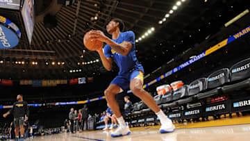OAKLAND, CA - DECEMBER 11: Damian Jones