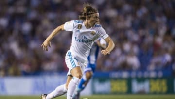 LA CORUNA, SPAIN - AUGUST 20: Luka Modric of Real Madrid in action during the La Liga match between Deportivo La Coruna and Real Madrid at Riazor Stadium on August 20, 2017 in La Coruna, Spain. (Photo by Octavio Passos/Getty Images)