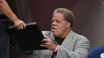 GLENDALE, AZ - NOVEMBER 18: General Manager Reggie McKenzie of the Oakland Raiders signs autographs prior to a game against the Arizona Cardinals at State Farm Stadium on November 18, 2018 in Glendale, Arizona. (Photo by Norm Hall/Getty Images)