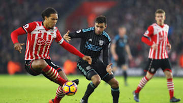 SOUTHAMPTON, ENGLAND - DECEMBER 31: Virgil van Dijk of Southampton and Hal Robson-Kanu of West Bromwich Albion compete for the ball during the Premier League match between Southampton and West Bromwich Albion at St Mary's Stadium on December 31, 2016 in Southampton, England. (Photo by Warren Little/Getty Images)