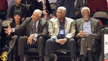 Oscar Robertson (Photo credit should read TIMOTHY A. CLARY/AFP via Getty Images)