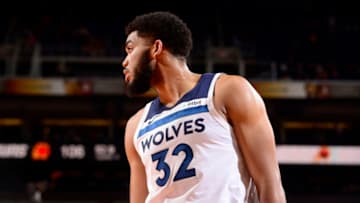 PHOENIX, AZ - DECEMBER 15: Karl-Anthony Towns #32 of the Minnesota Timberwolves. Copyright 2018 NBAE (Photo by Barry GossageNBAE via Getty Images)