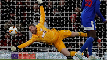 Olympiakos' Portuguese goalkeeper Jose Sa (Photo by ADRIAN DENNIS/AFP via Getty Images)