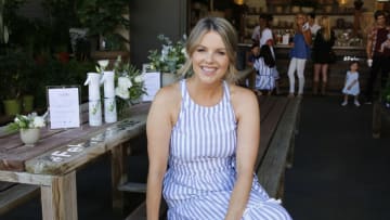 LOS ANGELES, CA - AUGUST 28: Ali Fedotowsky Manno celebrates Febreze ONE at Rolling Greens on August 28, 2018 in Los Angeles, California. (Photo by Rachel Murray/Getty Images for Febreze ONE)