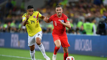 MOSCOW, RUSSIA - JULY 03: Luis Muriel of Colombia battles for possession with Jordan Henderson of England during the 2018 FIFA World Cup Russia Round of 16 match between Colombia and England at Spartak Stadium on July 3, 2018 in Moscow, Russia. (Photo by Dan Mullan/Getty Images)