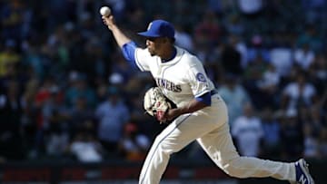 Sep 18, 2016; Seattle, WA, USA; Houston Astros hitting coach Dave Hudgens (39) throws a pitch against the Houston Astros during the ninth inning at Safeco Field. Seattle defeated Houston 7-3. Mandatory Credit: Joe Nicholson-USA TODAY Sports
