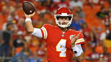 KANSAS CITY, MO - AUGUST 09: Quarterback Chad Henne #4 of the Kansas City Chiefs throws a pass during the second half against the Houston Texans at Arrowhead Stadium on August 9, 2018 in Kansas City, Missouri. (Photo by Peter G. Aiken/Getty Images)