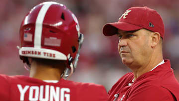 TUSCALOOSA, ALABAMA - OCTOBER 08: Offensive coordinator Bill O'Brien converses with Bryce Young #9 of the Alabama Crimson Tide during pregame warmups prior to facing the Texas A&M Aggies at Bryant-Denny Stadium on October 08, 2022 in Tuscaloosa, Alabama. (Photo by Kevin C. Cox/Getty Images)
