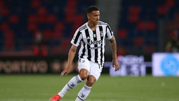 Bayern Munich reportedly interested in signing Danilo from Juventus. (Photo by Jonathan Moscrop/Getty Images)