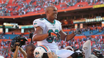 With ideal January weather and a legendary party scene, Miami could be the perfect Super Bowl city, says Jason Taylor, a retired Miami Dolphin, and Pro Football Hall of Fame inductee.The former defensive end, who has lived in South Florida for more than 20 years, says visitors coming for the big game won’t want to leave.“For a city that’s not very old, it has great history and culture. There are so many beautiful buildings. And in January, it’s 80 degrees outside.” He shares some Miami area favorites with Larry Bleiberg for USA TODAY.Usp Nfl New York Jets At Miami Dolphins S Fbn Usa Fl